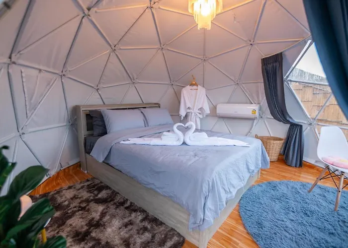 เดอะเนเจอร์ ม่อนแจ่ม The Nature Camping Monjam